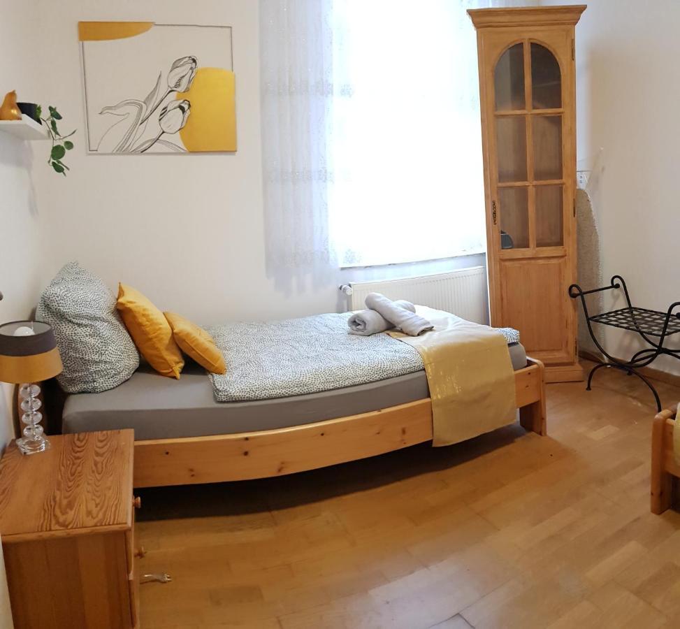 Elena Flat Tulpe Zentrum Apartment