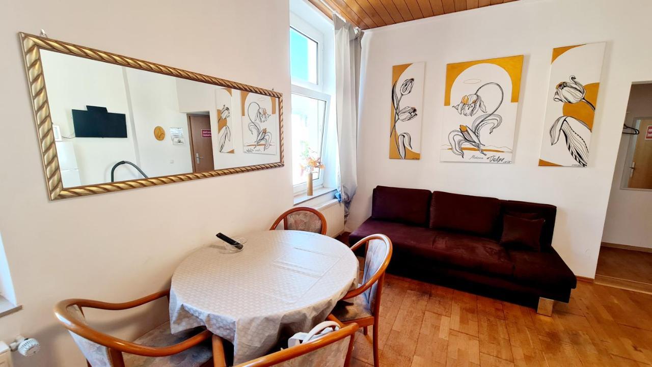 Elena Flat Tulpe Zentrum Apartment *